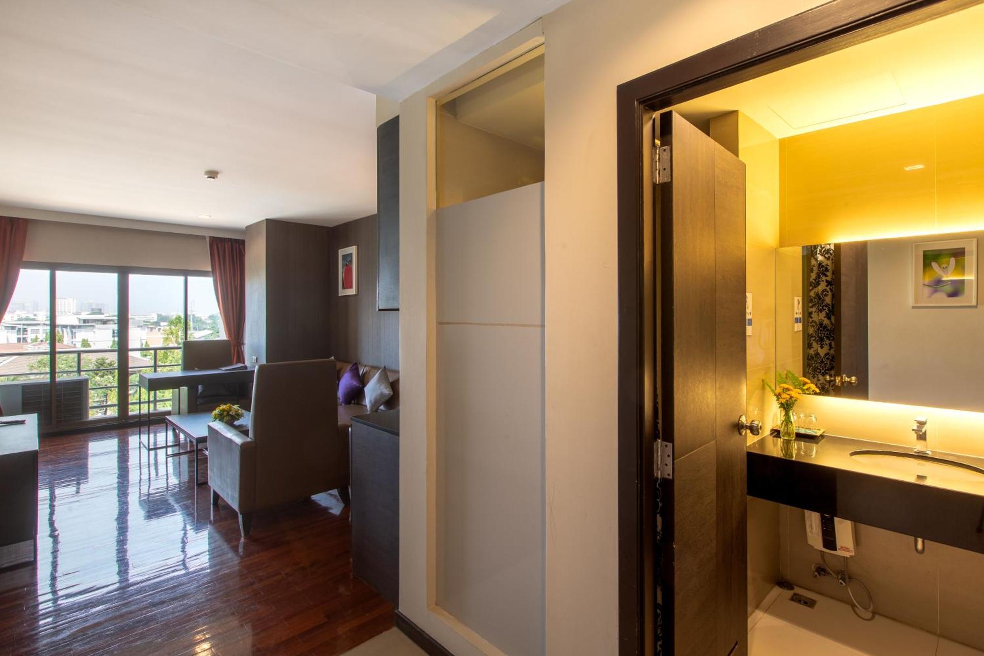 Mida Hotel Don Mueang Airport Banguecoque Exterior foto